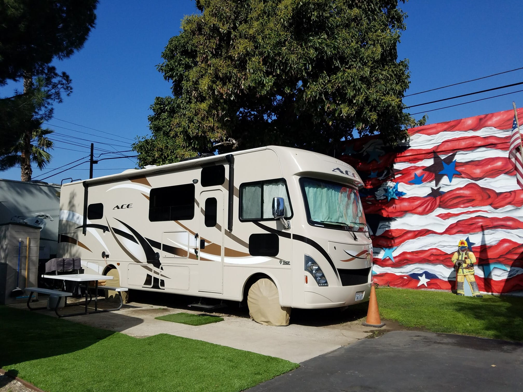 hollywood rv park